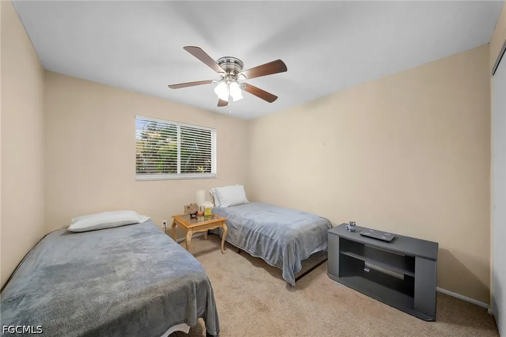 1583 Sunkist Way Fort Myers FL 33905