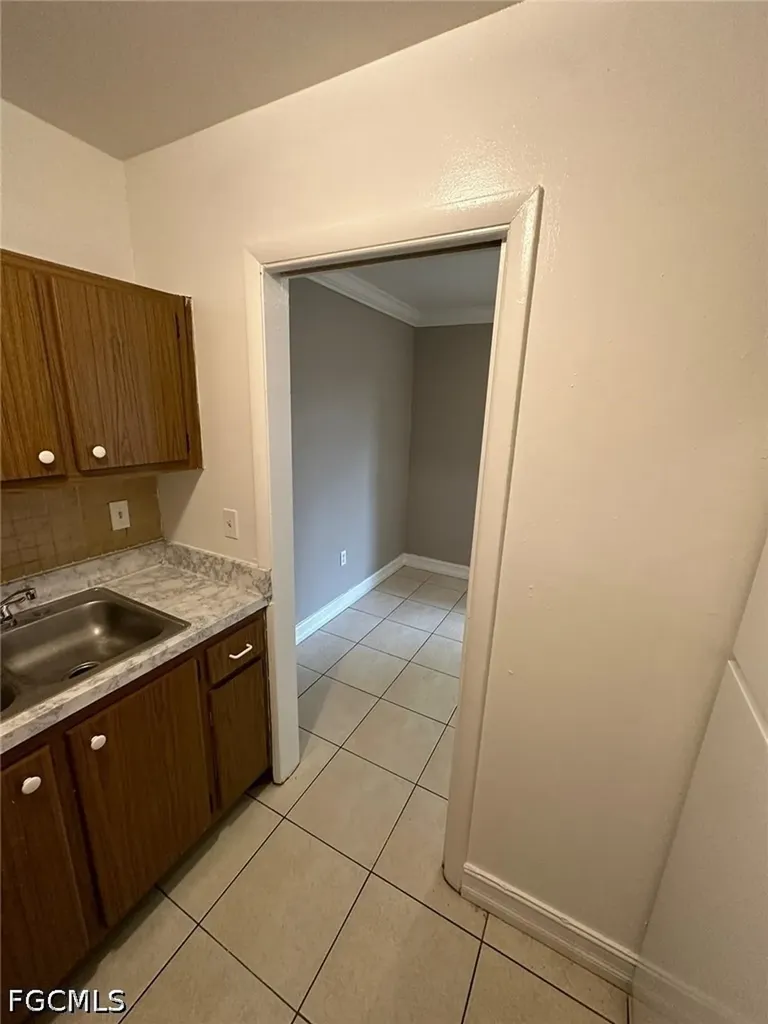 1830 Maravilla Avenue Fort Myers FL 33901