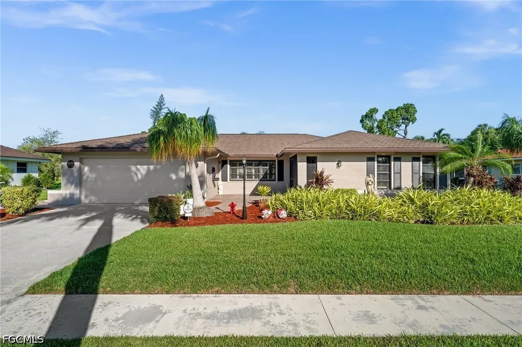 4165 Prestwick Court North Fort Myers FL 33903