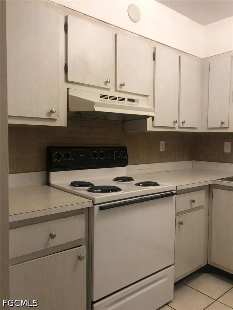 1830 Maravilla Avenue Fort Myers FL 33901
