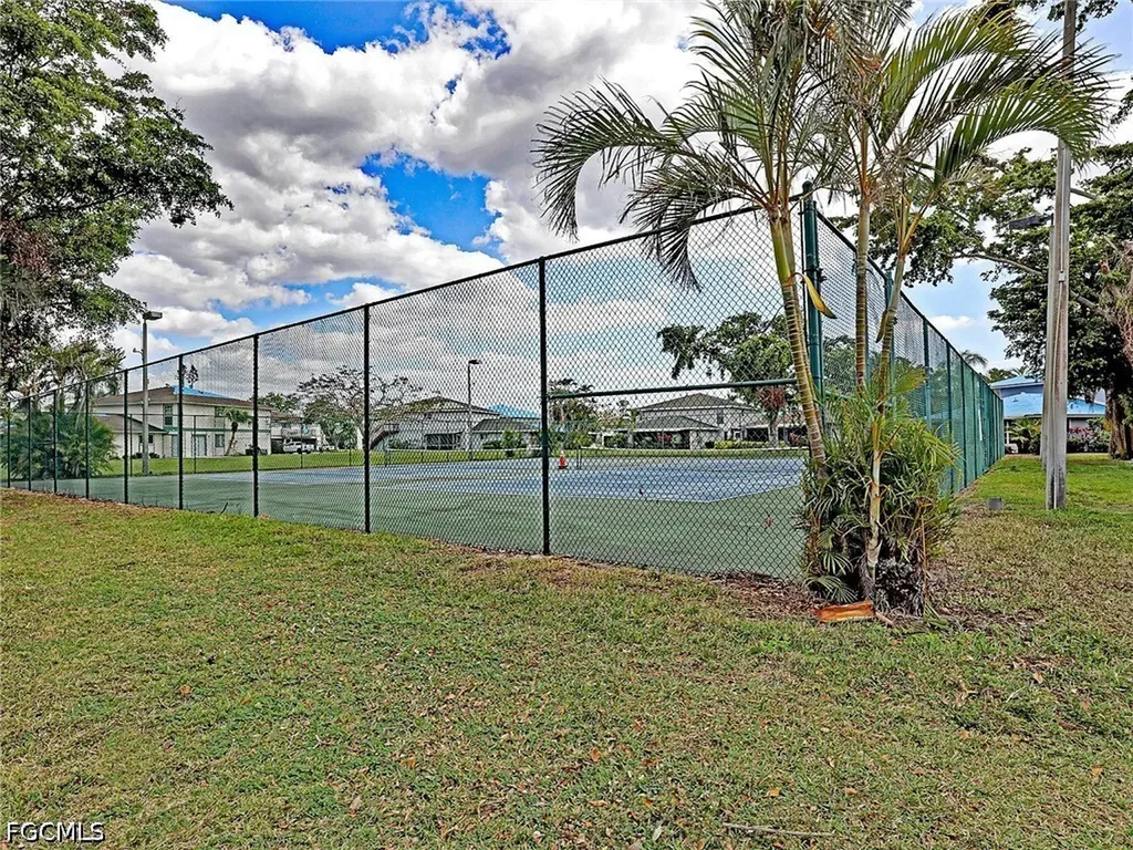 5804 Newfoundland Circle Fort Myers FL 33907