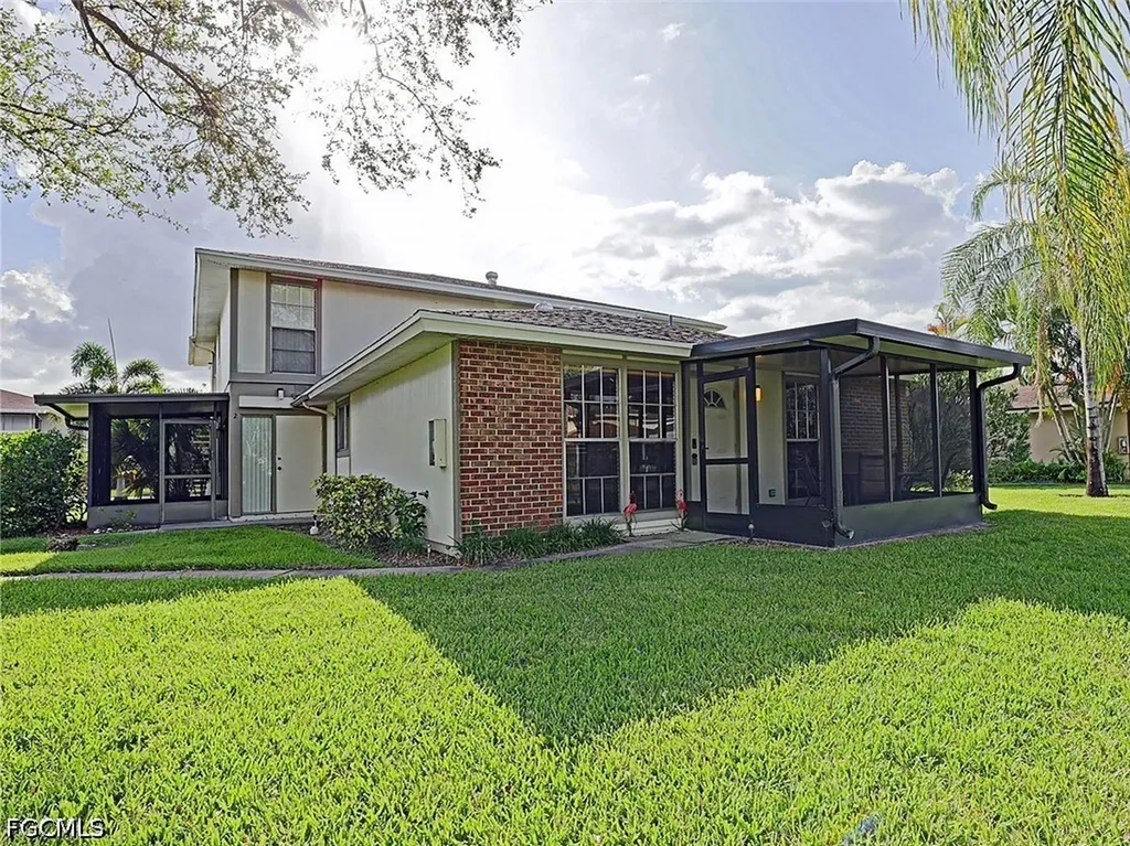 5804 Newfoundland Circle Fort Myers FL 33907