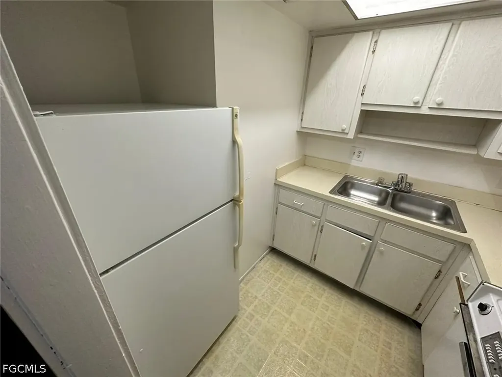 1830 Maravilla Avenue Fort Myers FL 33901