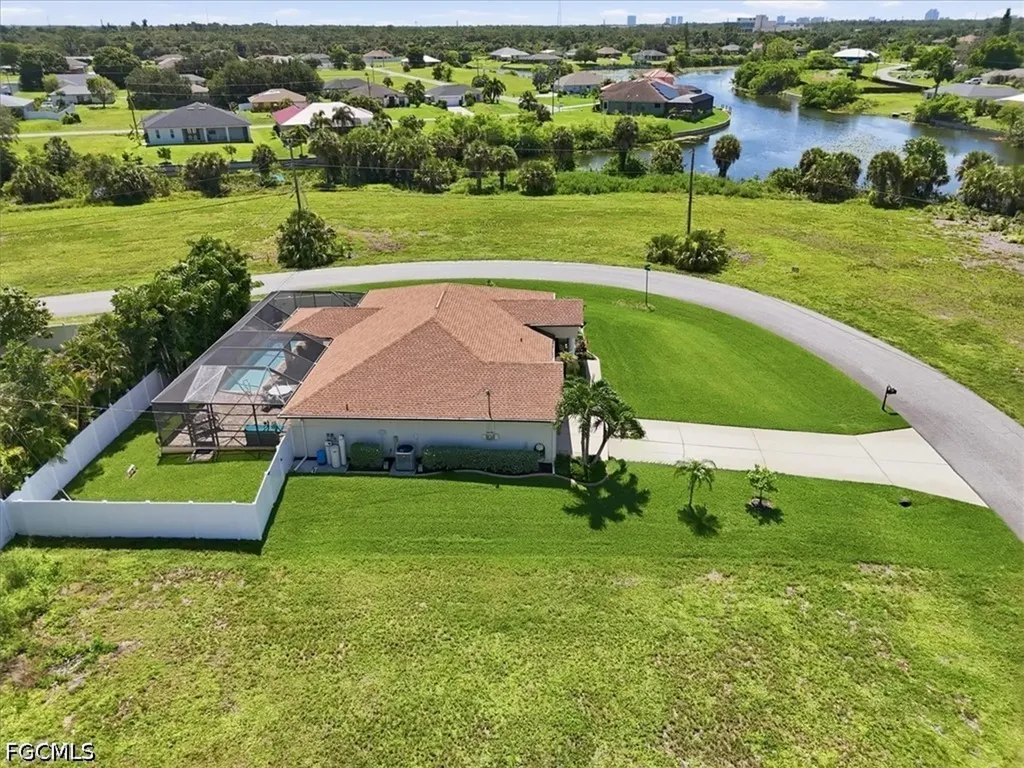 2107 NE 19th Place Cape Coral FL 33909