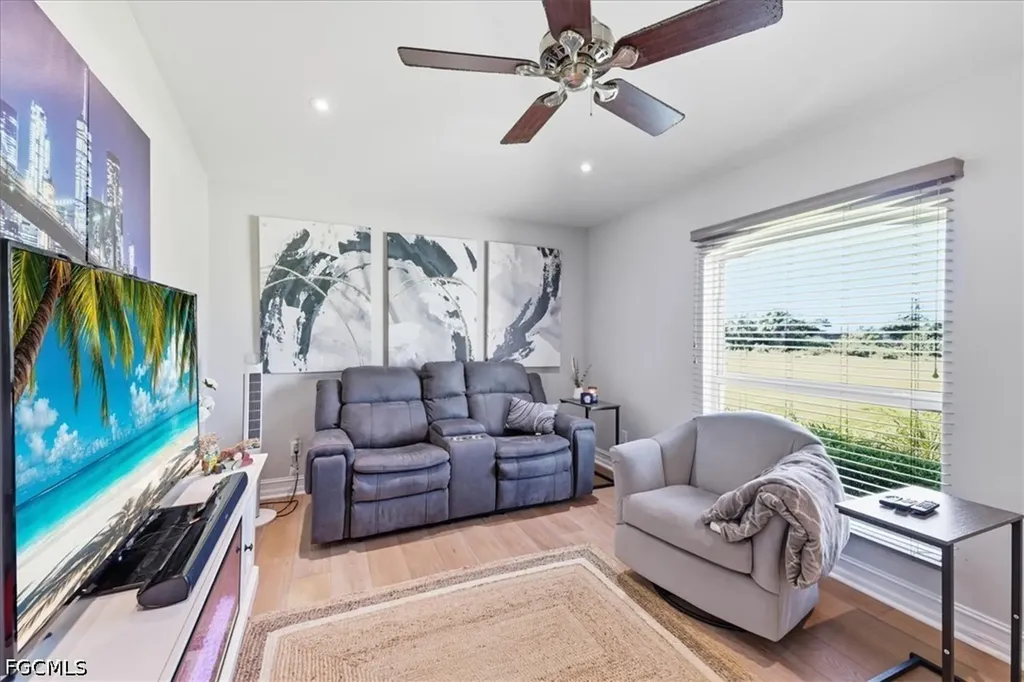 2107 NE 19th Place Cape Coral FL 33909