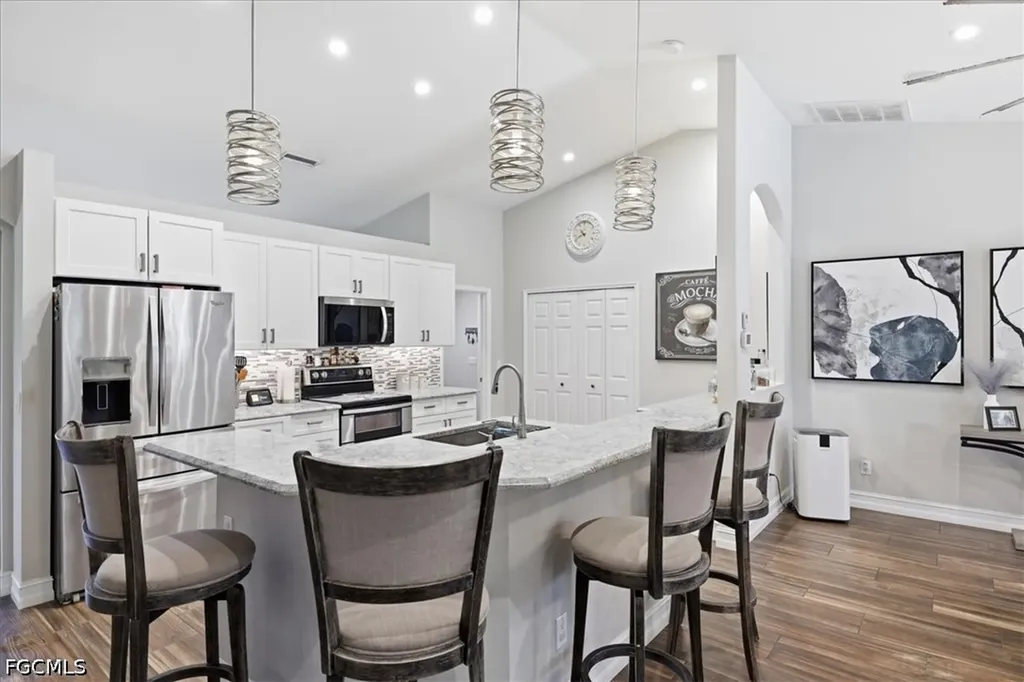 2107 NE 19th Place Cape Coral FL 33909