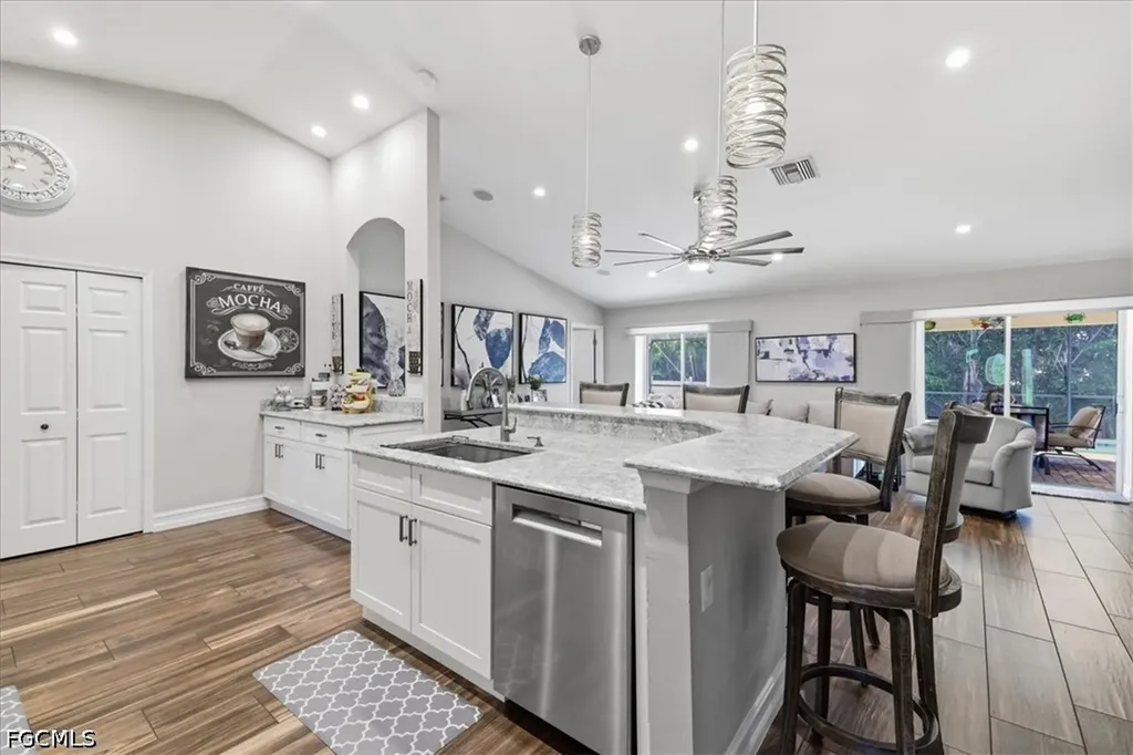 2107 NE 19th Place Cape Coral FL 33909