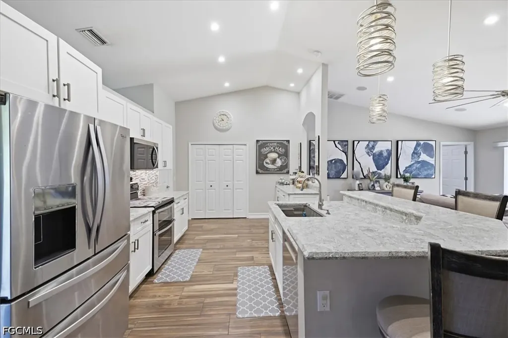 2107 NE 19th Place Cape Coral FL 33909