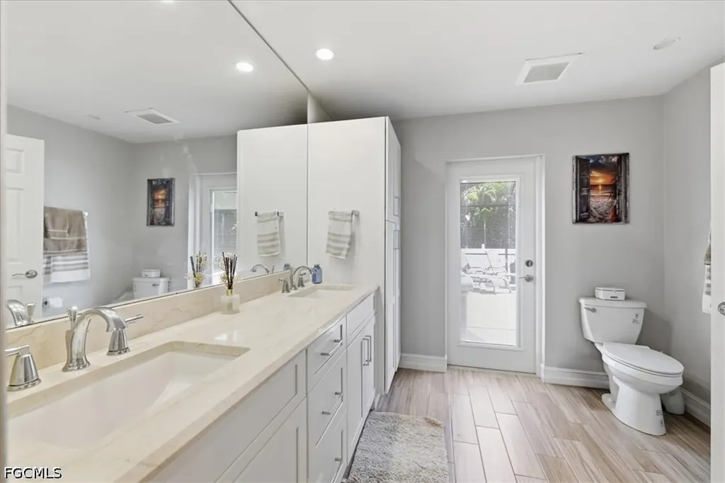 2107 NE 19th Place Cape Coral FL 33909