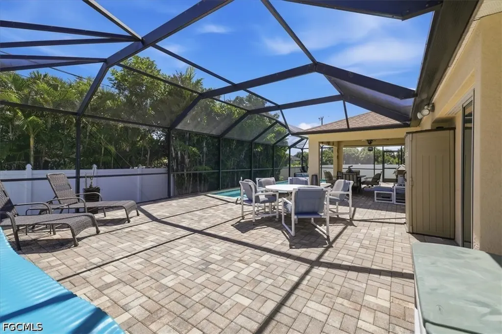 2107 NE 19th Place Cape Coral FL 33909