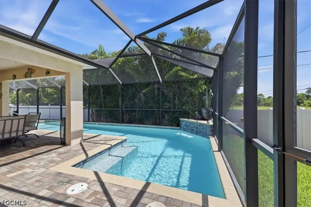 2107 NE 19th Place Cape Coral FL 33909