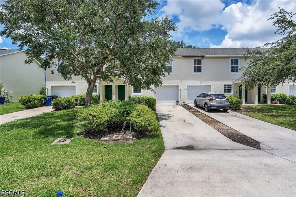 5257 Leeds Road Fort Myers FL 33907