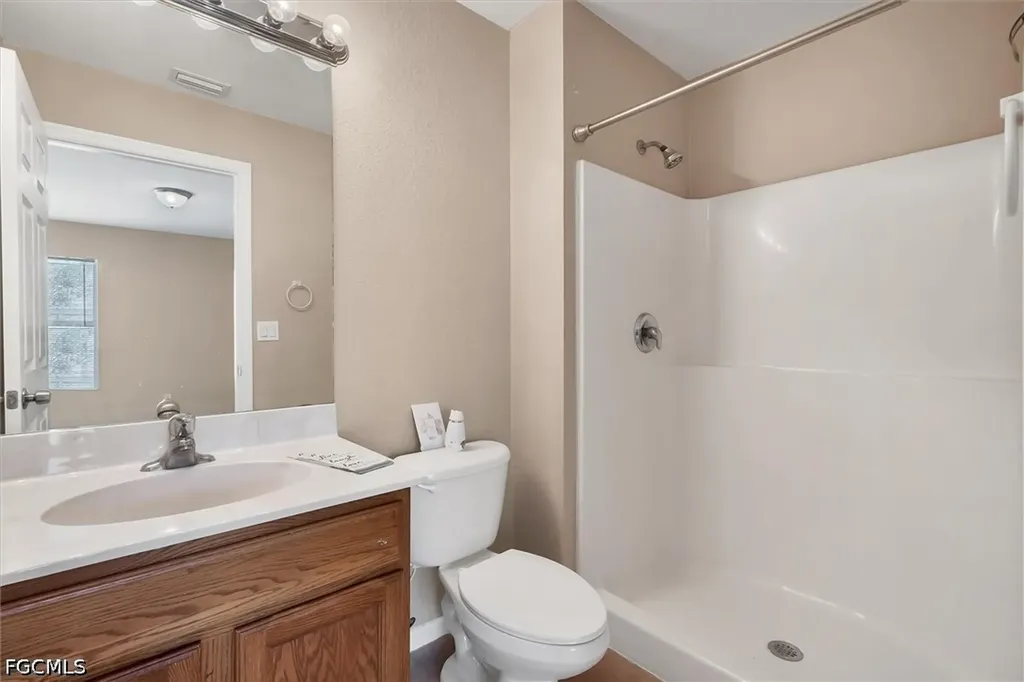5257 Leeds Road Fort Myers FL 33907