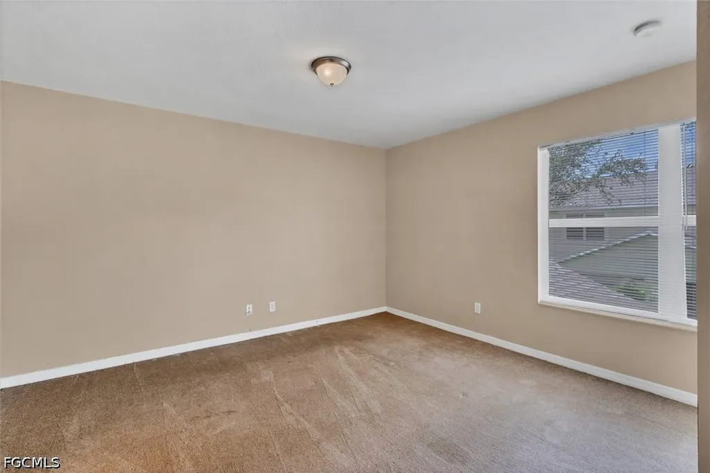5257 Leeds Road Fort Myers FL 33907