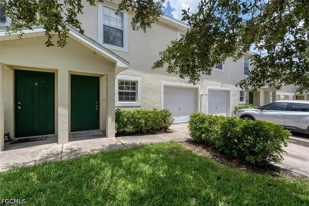 5257 Leeds Road Fort Myers FL 33907