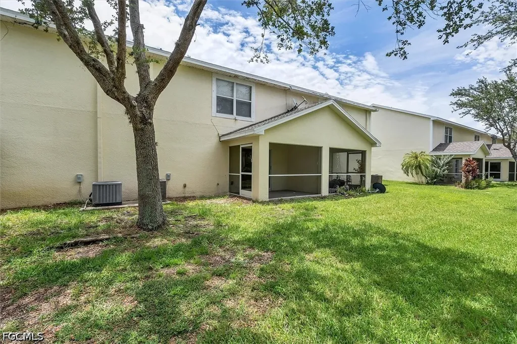 5257 Leeds Road Fort Myers FL 33907