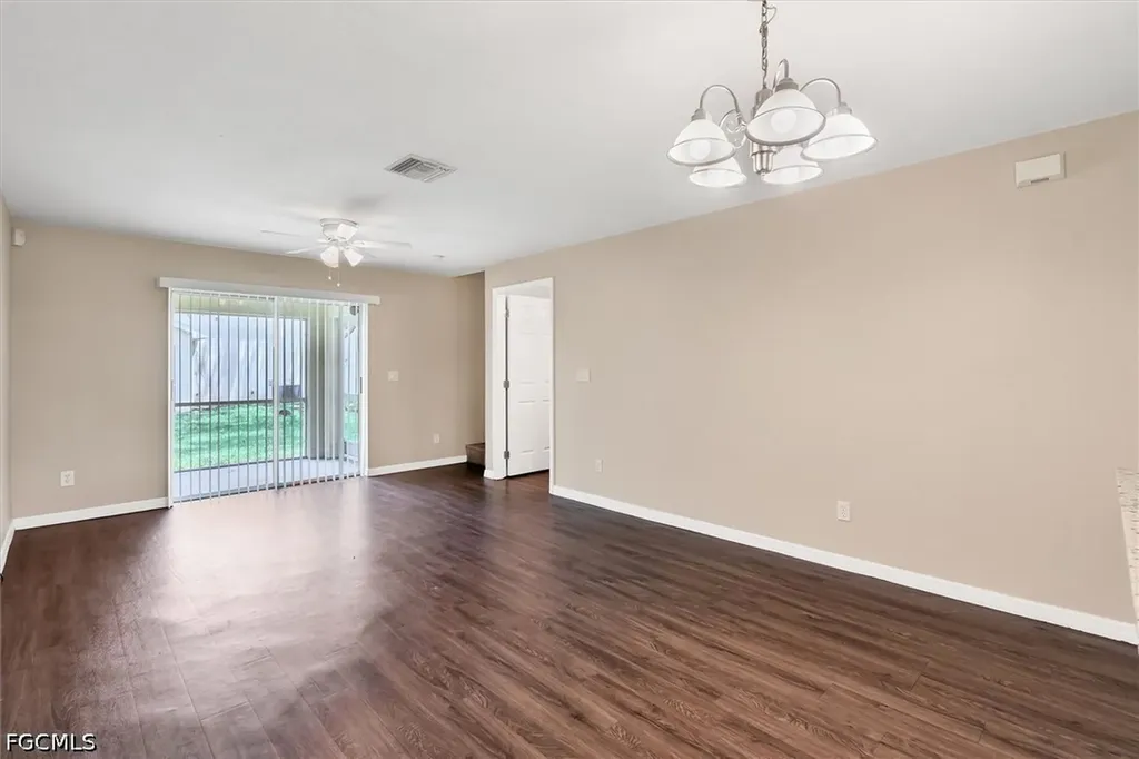 5257 Leeds Road Fort Myers FL 33907