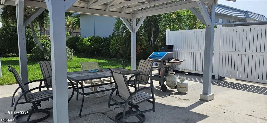 6777 Winkler Road Fort Myers FL 33919