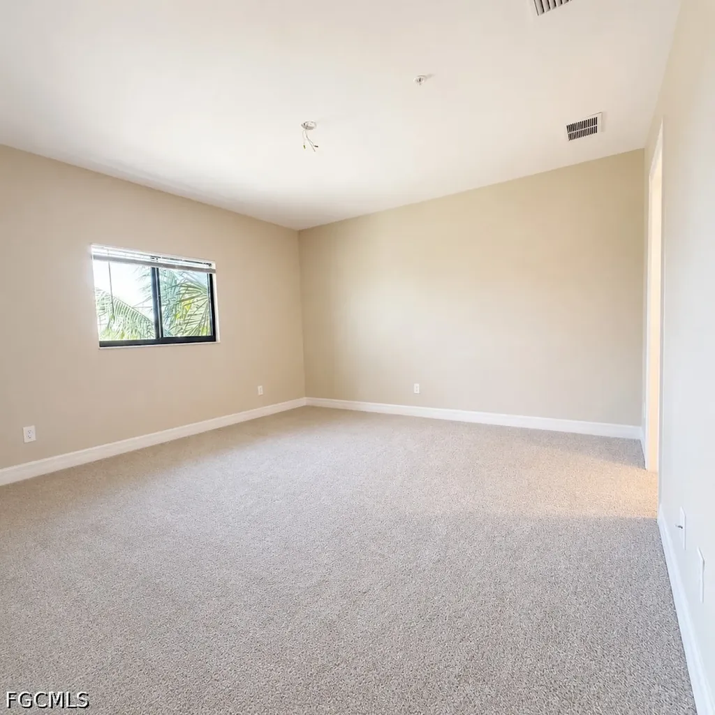 4109 SW 8th Place Cape Coral FL 33914