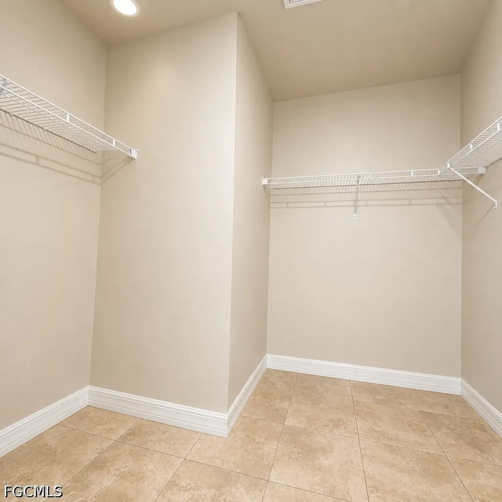 4109 SW 8th Place Cape Coral FL 33914