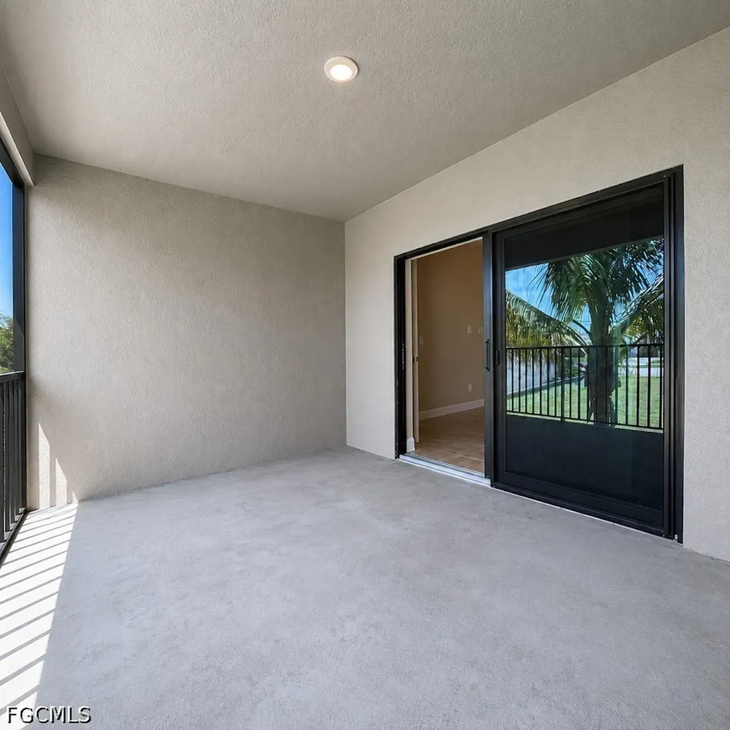 4109 SW 8th Place Cape Coral FL 33914