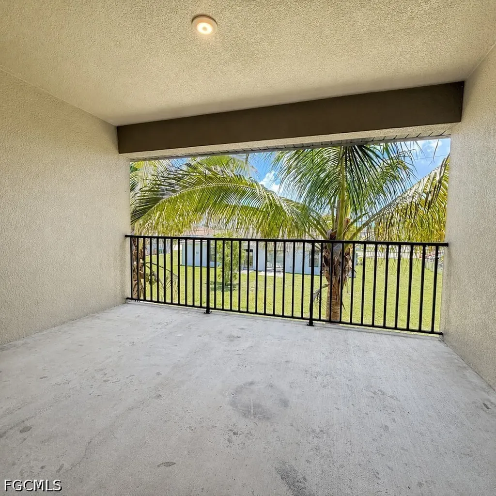 4109 SW 8th Place Cape Coral FL 33914