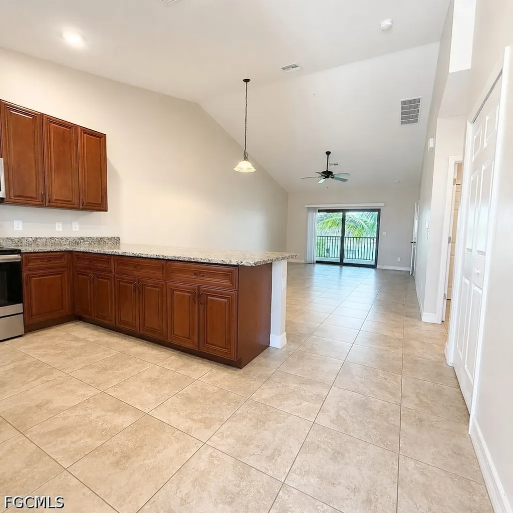 4109 SW 8th Place Cape Coral FL 33914
