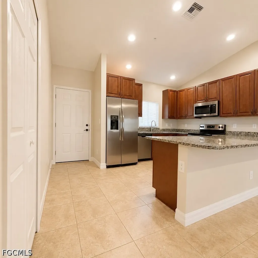 4109 SW 8th Place Cape Coral FL 33914