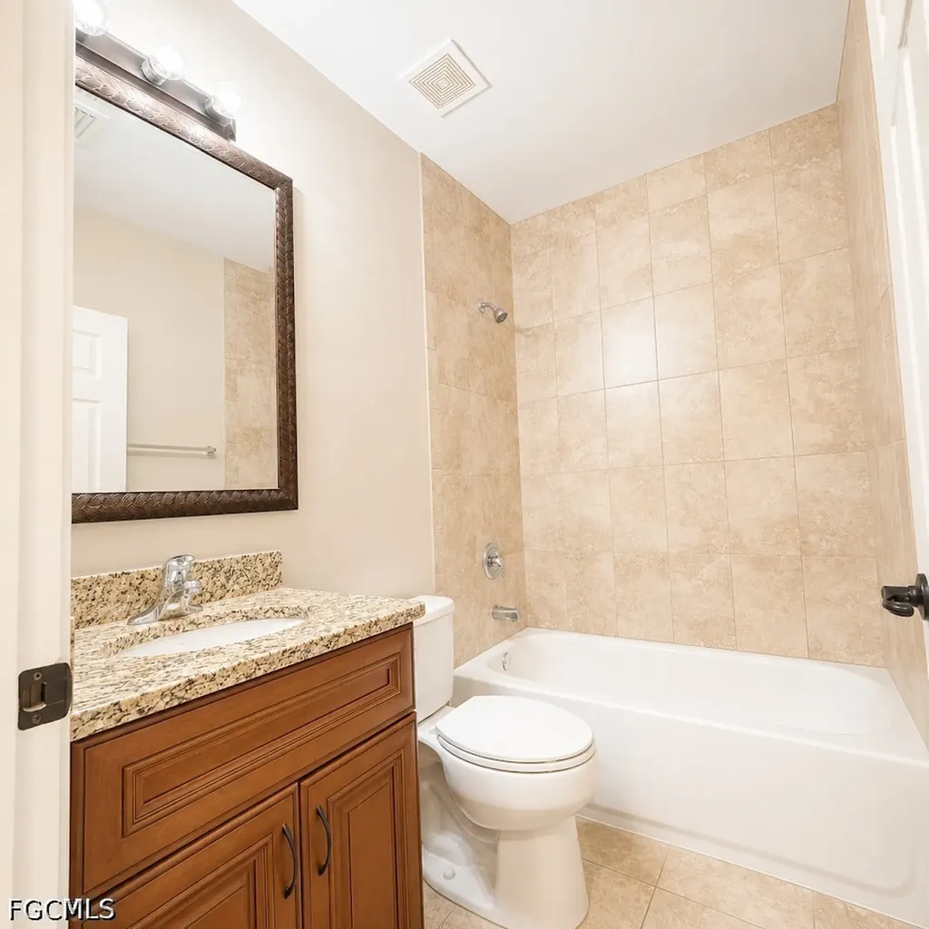 4109 SW 8th Place Cape Coral FL 33914