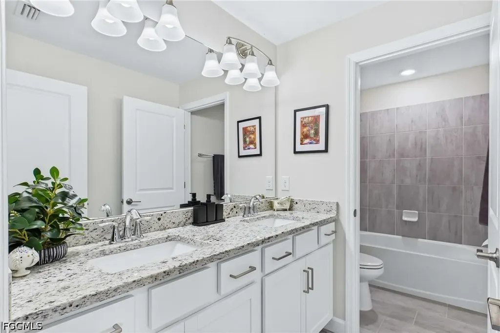 13883 Pine Lodge Lane Fort Myers FL 33913