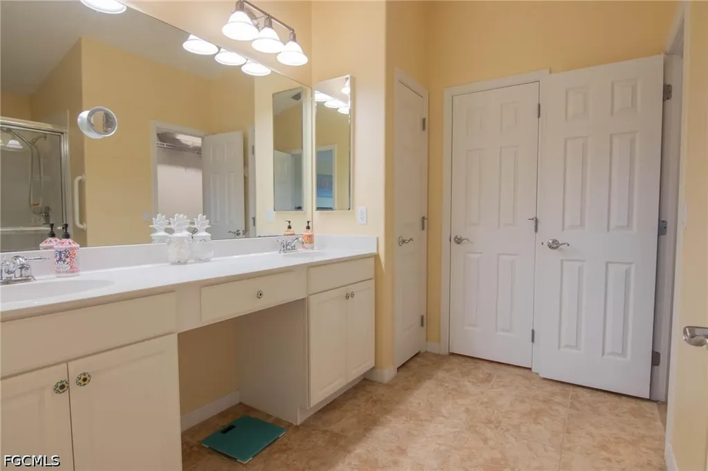 2436 Woodbourne Place Cape Coral FL 33991