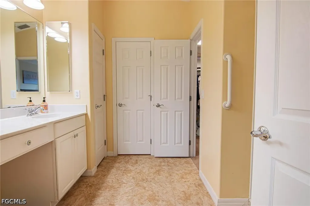 2436 Woodbourne Place Cape Coral FL 33991