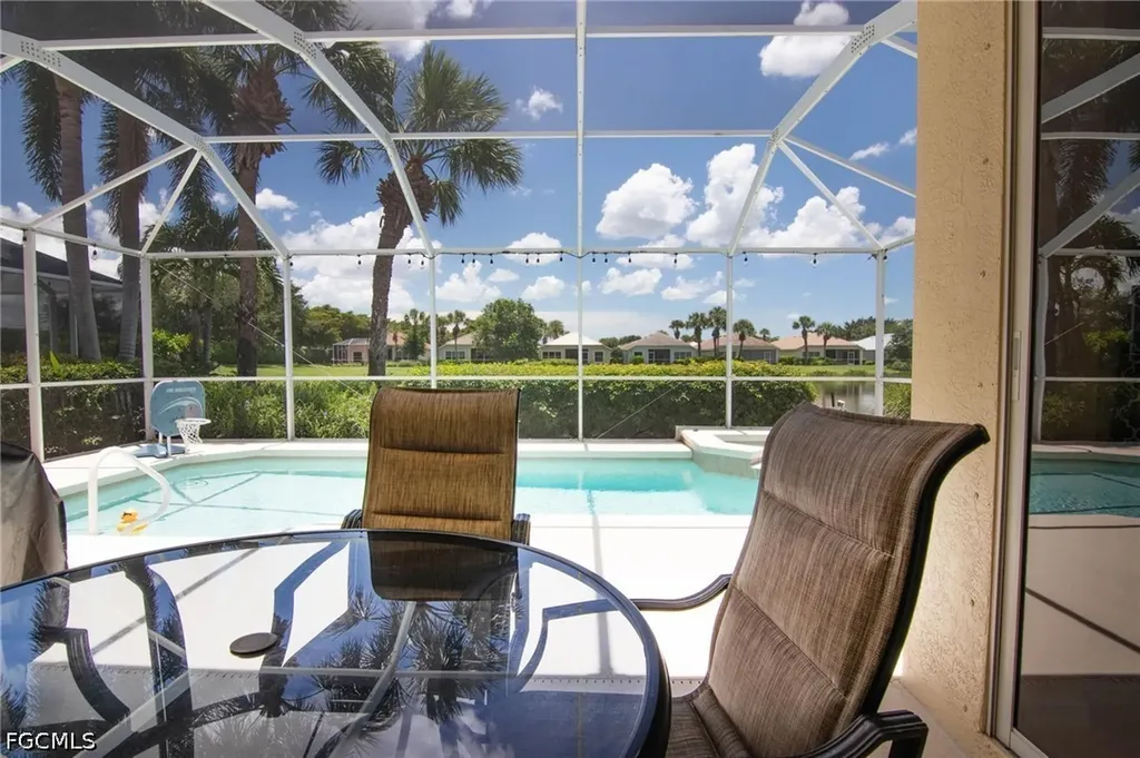 2436 Woodbourne Place Cape Coral FL 33991