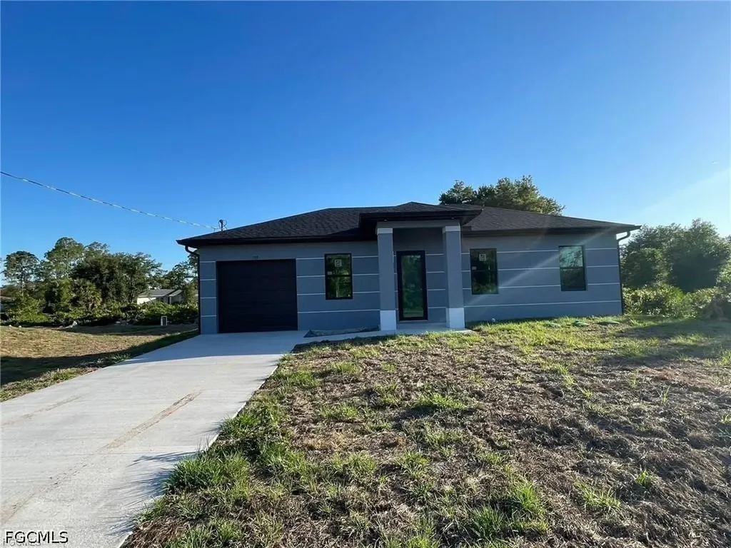 707 Ledge Street Lehigh Acres FL 33972