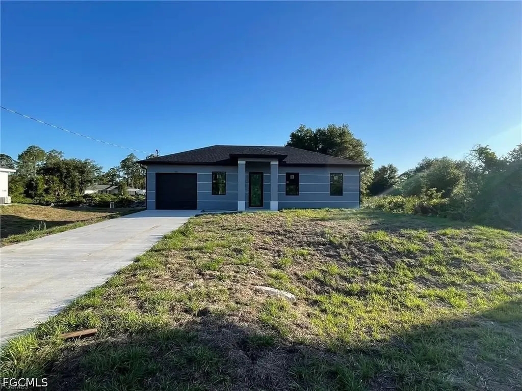 707 Ledge Street Lehigh Acres FL 33972
