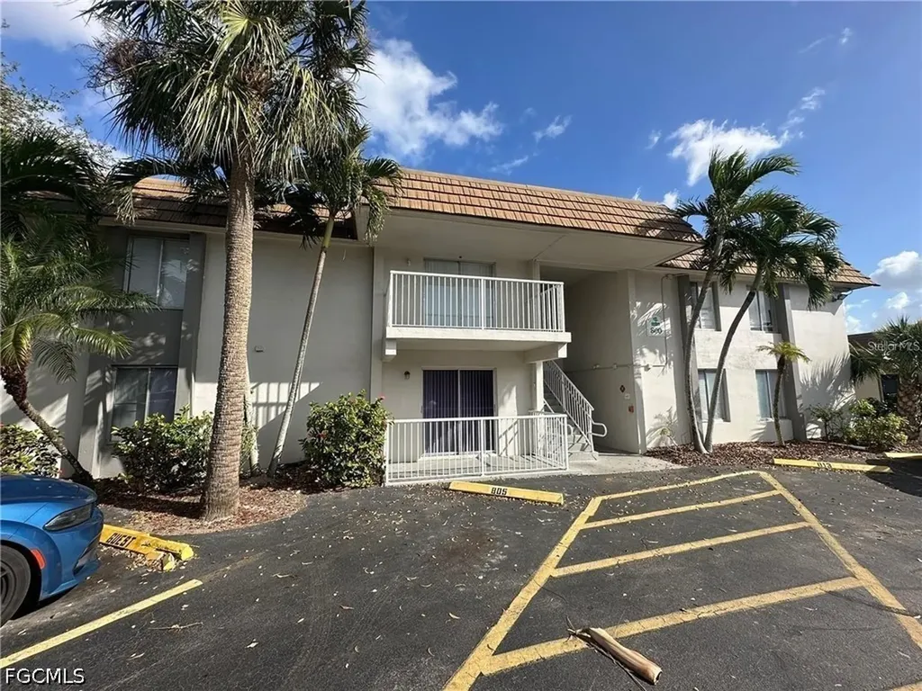 1830 Maravilla Avenue Fort Myers FL 33901