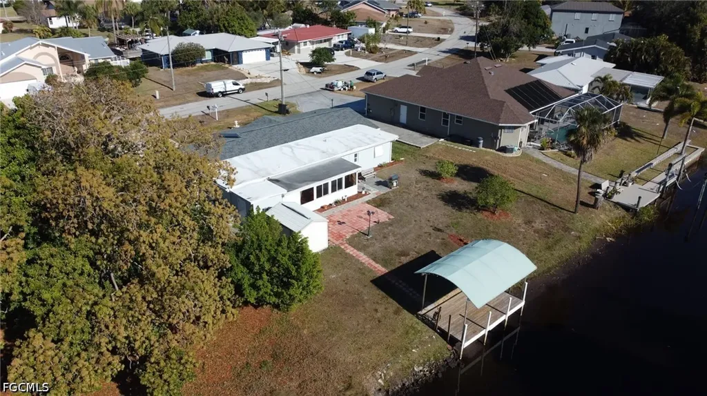 1930 Indian Creek Drive North Fort Myers FL 33917
