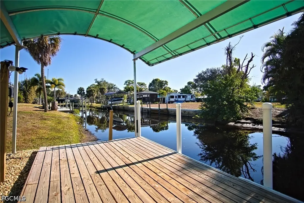 1930 Indian Creek Drive North Fort Myers FL 33917