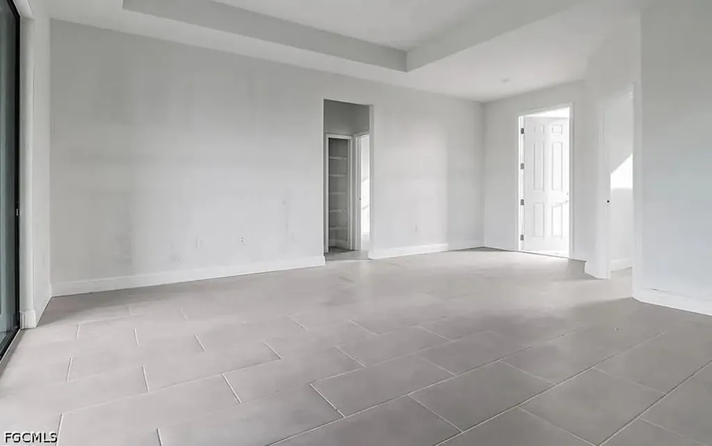 408 Chiquita Boulevard N Cape Coral FL 33993