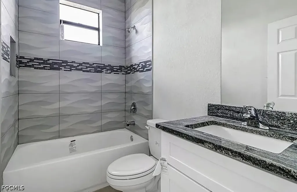 408 Chiquita Boulevard N Cape Coral FL 33993