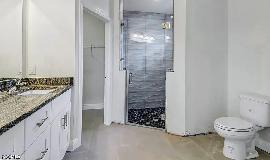 408 Chiquita Boulevard N Cape Coral FL 33993