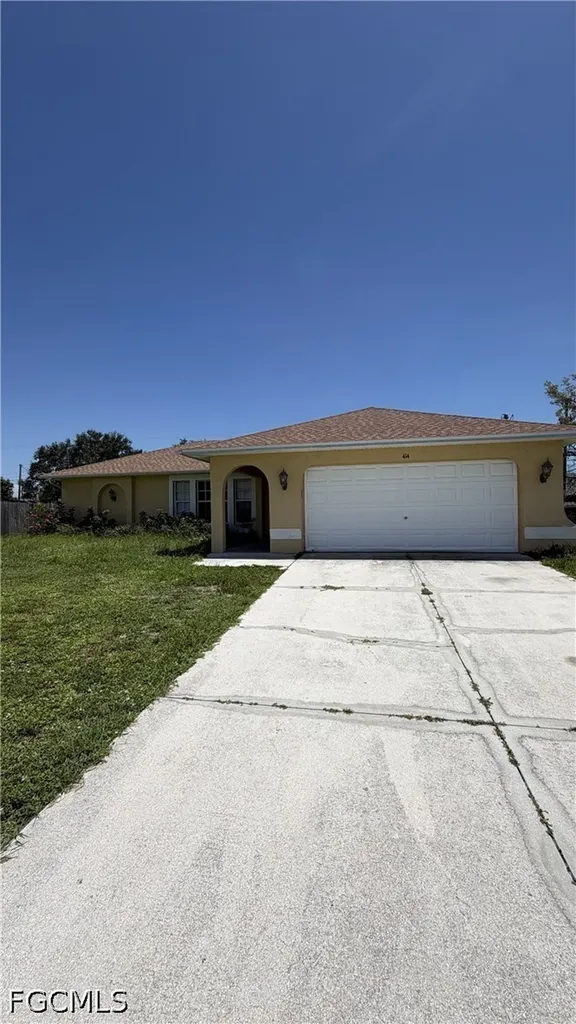 414 SE 13th Street Cape Coral FL 33990