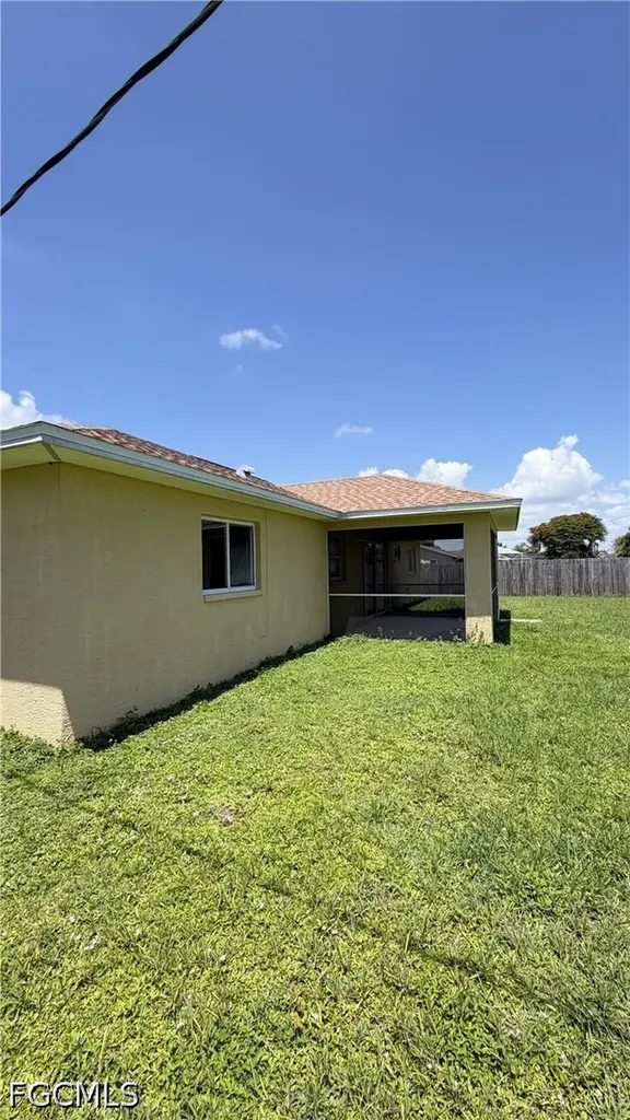 414 SE 13th Street Cape Coral FL 33990
