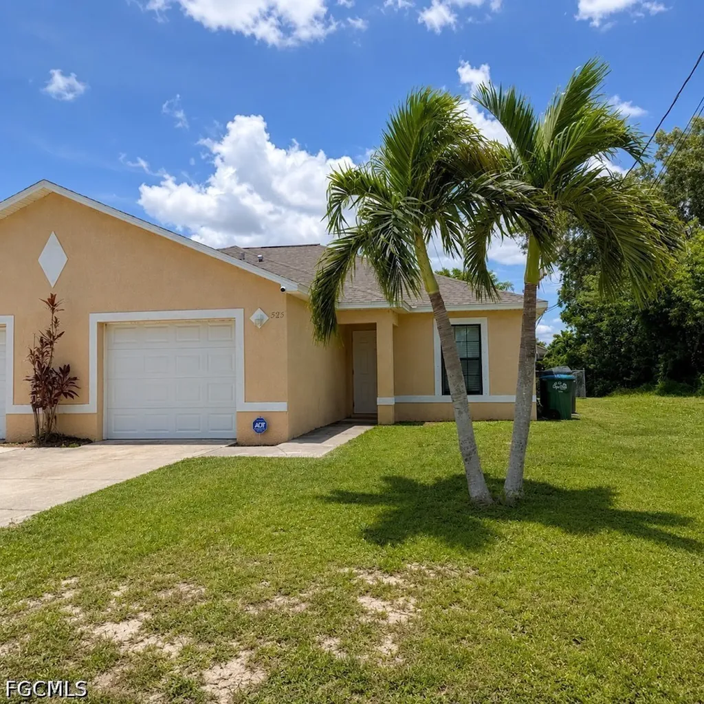 525 SE 4th Terrace Cape Coral FL 33990