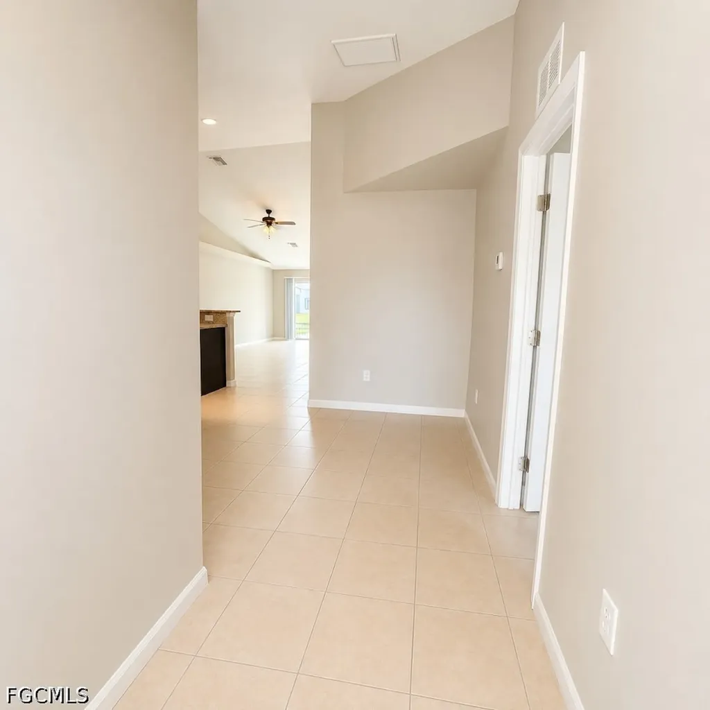 525 SE 4th Terrace Cape Coral FL 33990