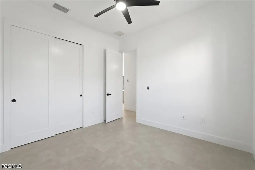 2305 SW 15th Place Cape Coral FL 33991