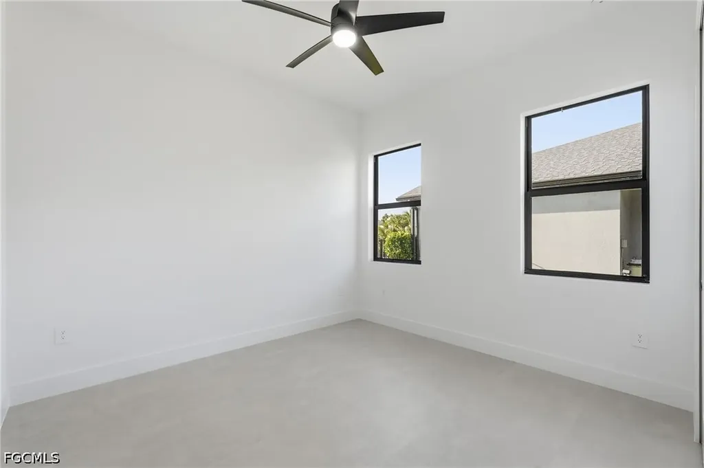2305 SW 15th Place Cape Coral FL 33991