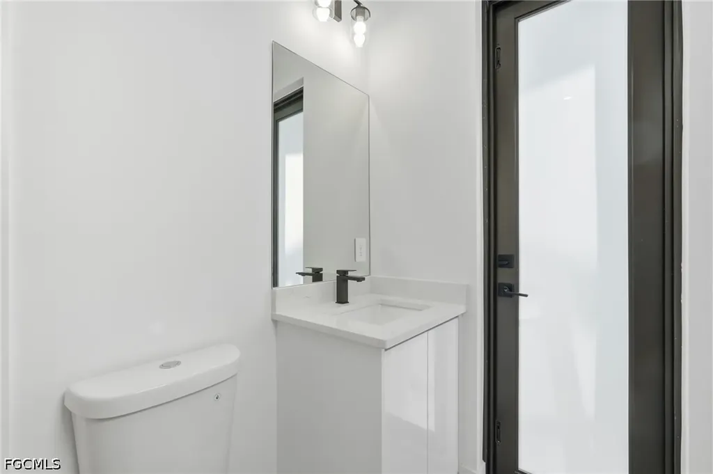 2305 SW 15th Place Cape Coral FL 33991