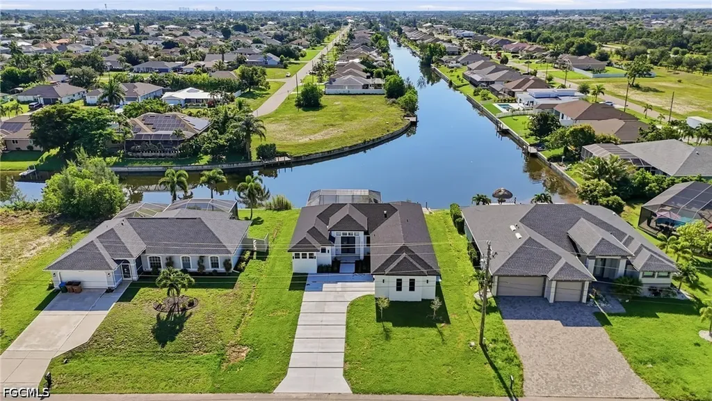 2305 SW 15th Place Cape Coral FL 33991