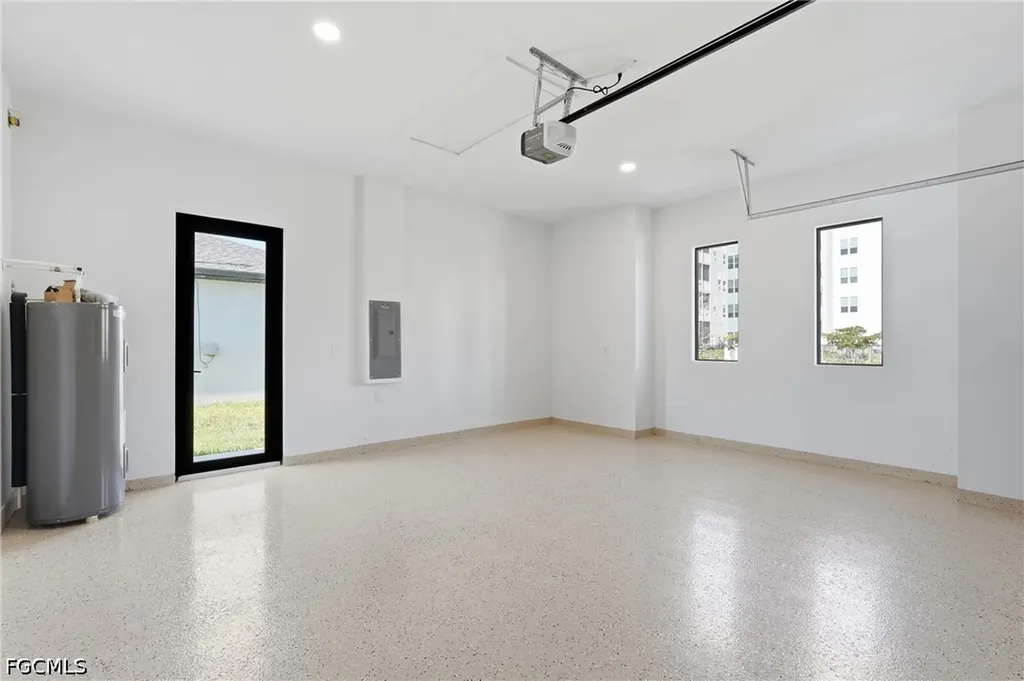 2305 SW 15th Place Cape Coral FL 33991
